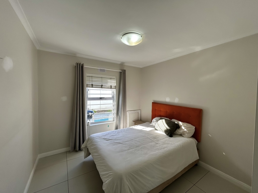 To Let 4 Bedroom Property for Rent in Sunningdale Western Cape